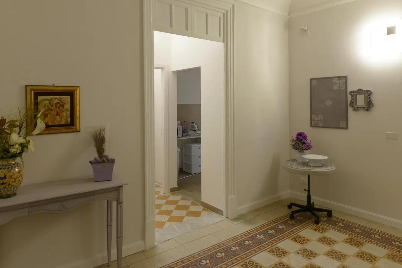 Opera Prima 28 Hotel Palermo Gæstehus